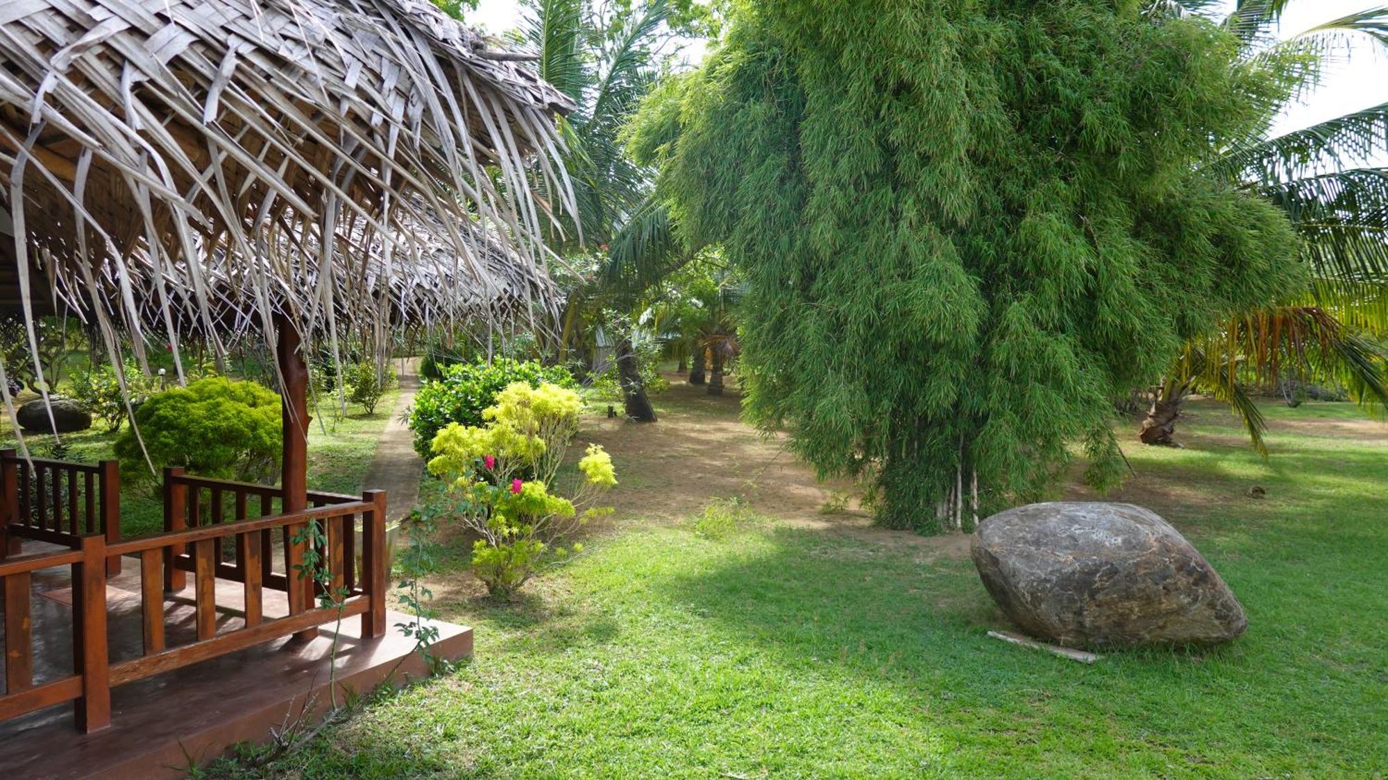 Salt Lake Cabanas & Restaurant Tangalle Exterior foto