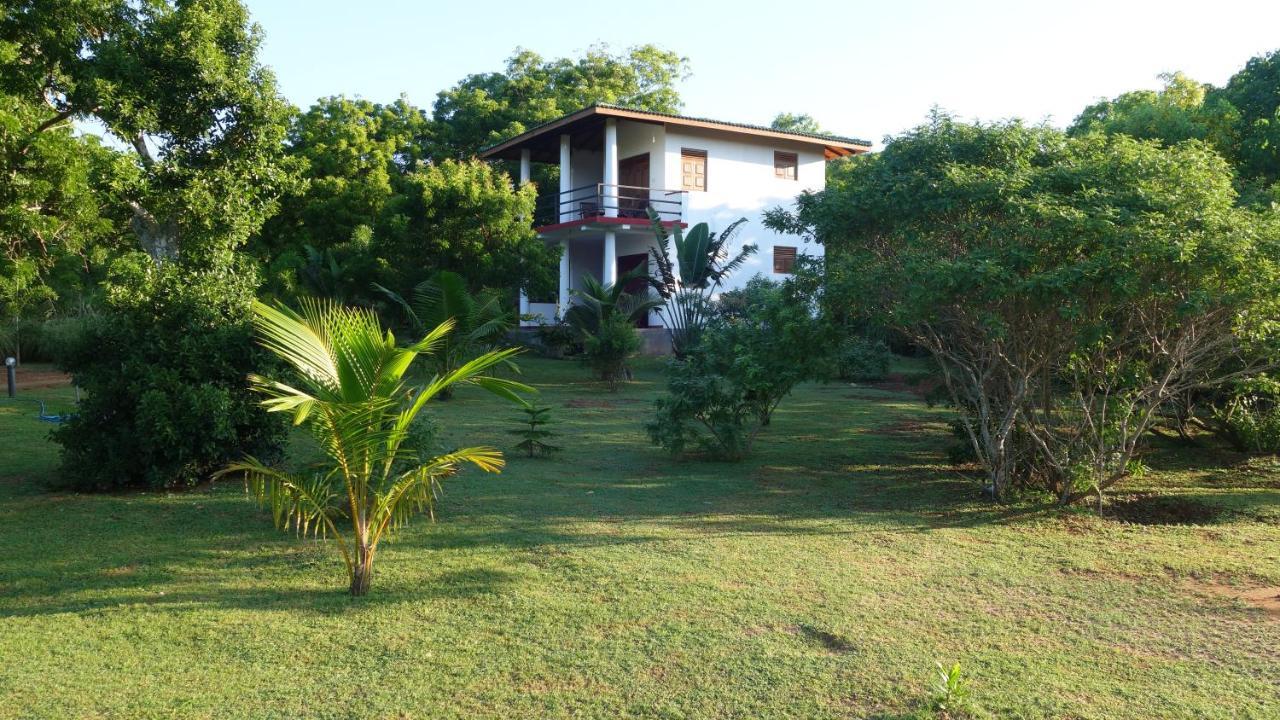 Salt Lake Cabanas & Restaurant Tangalle Exterior foto
